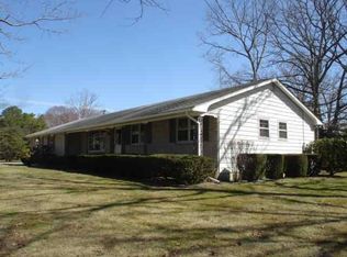 2025 Brookfield St, Vineland, NJ 08361