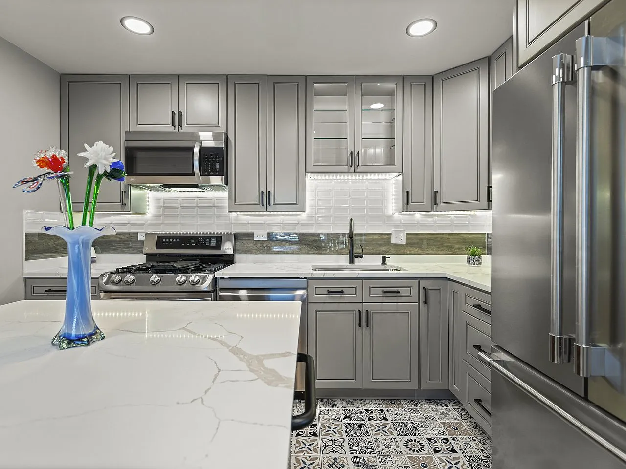 4 bed, 1662 sqft, $2,695 — Photo 3