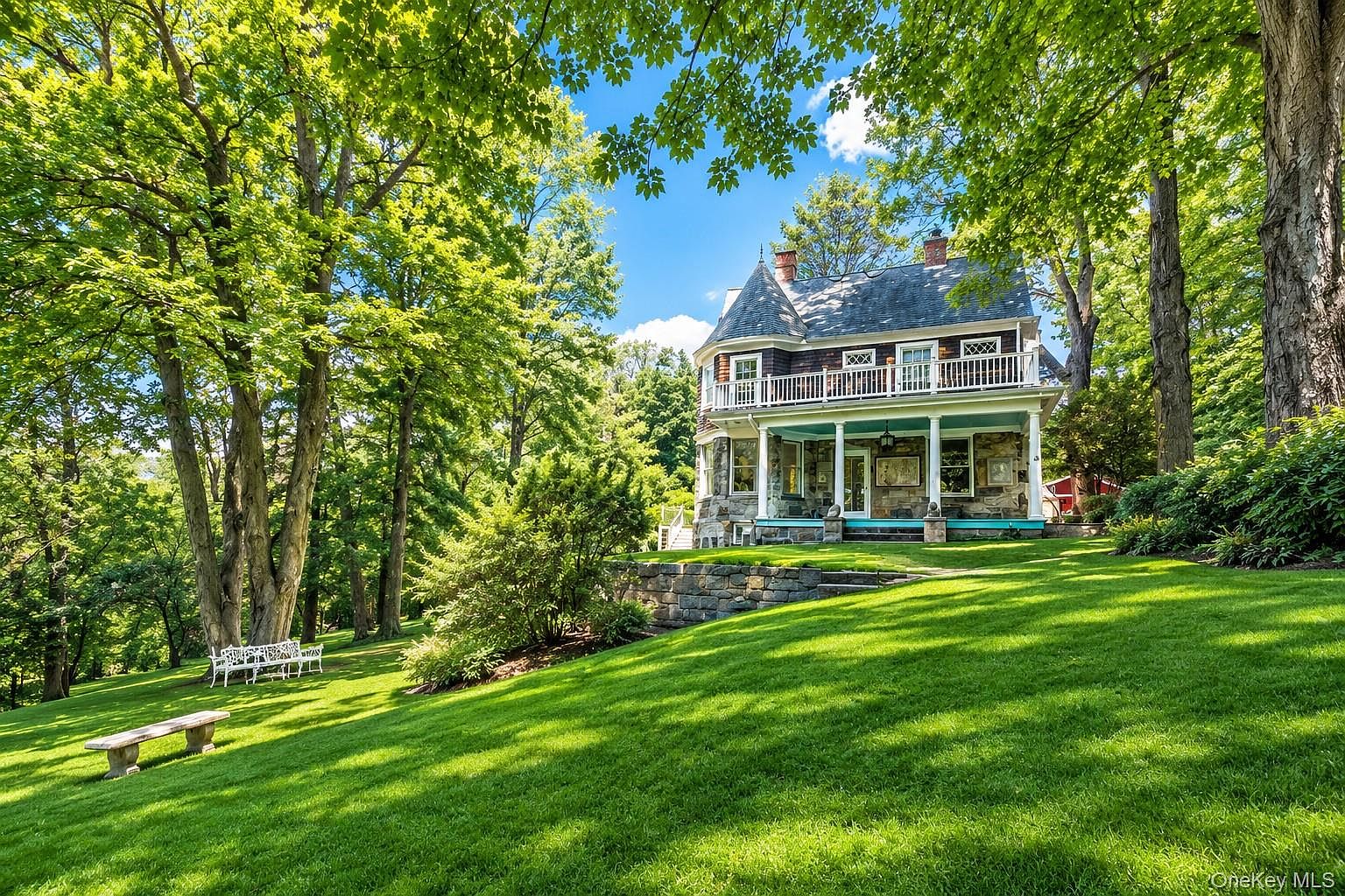 344 Sprain Road — Saint Andrews Golf Club