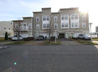 6613 Ocean Ave N #A, Arverne, NY 11692