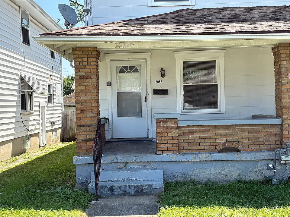 2058 Auburn Ave #1
