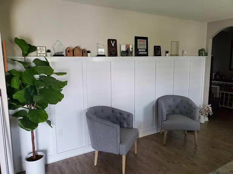 4606 Plover Dr — Photo 3