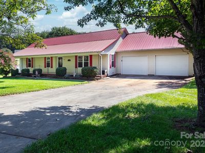 2574 Old Pond Dr, Lincolnton, NC, 28092