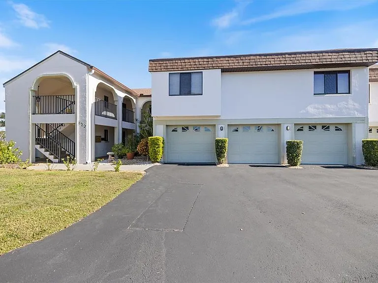 822 Capri Isles Blvd #107 — Photo 40