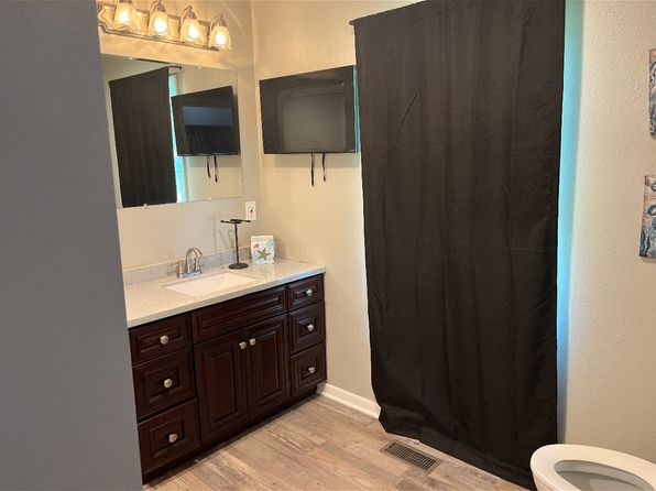 (undisclosed Address)