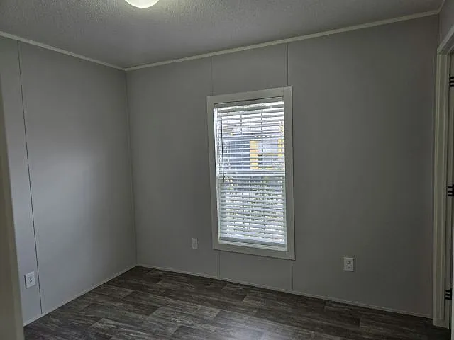 210 Birch Ln #18 — Photo 7