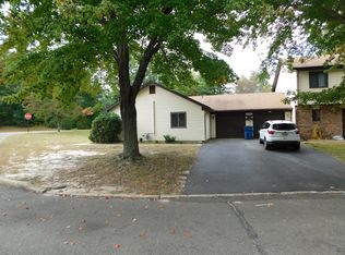 1 Peacock Pl, Howell, NJ 07731