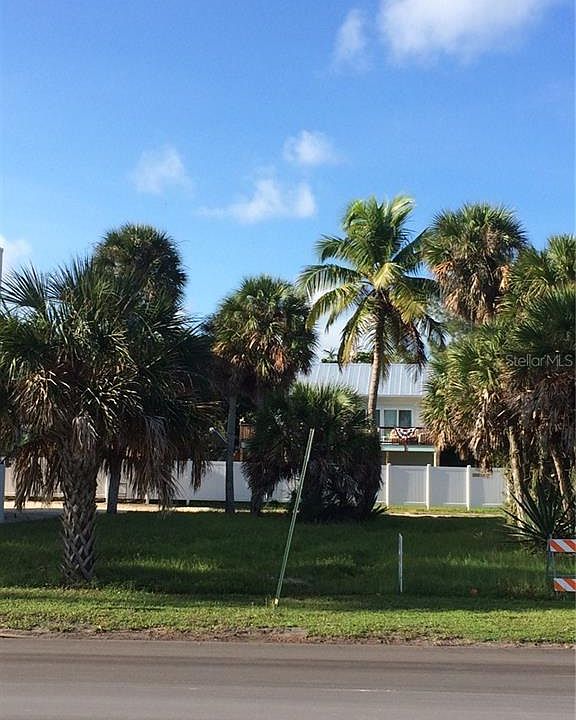 2nd image of 117 N Bay Blvd
