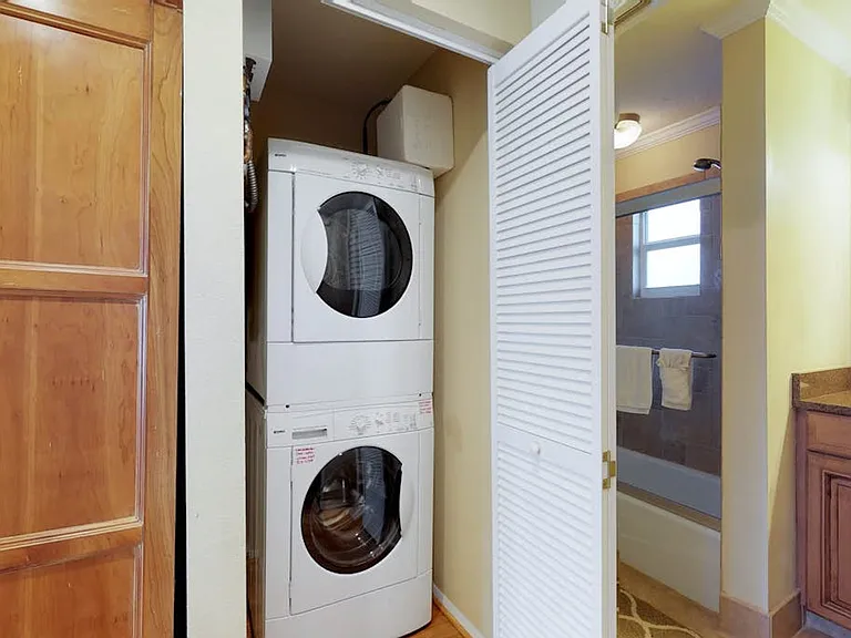 Laundry Room Cabinet