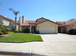 998 Ramona Ave, Clovis, CA 93612