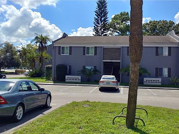 2nd image of 3810 Cortez Dr APT C
