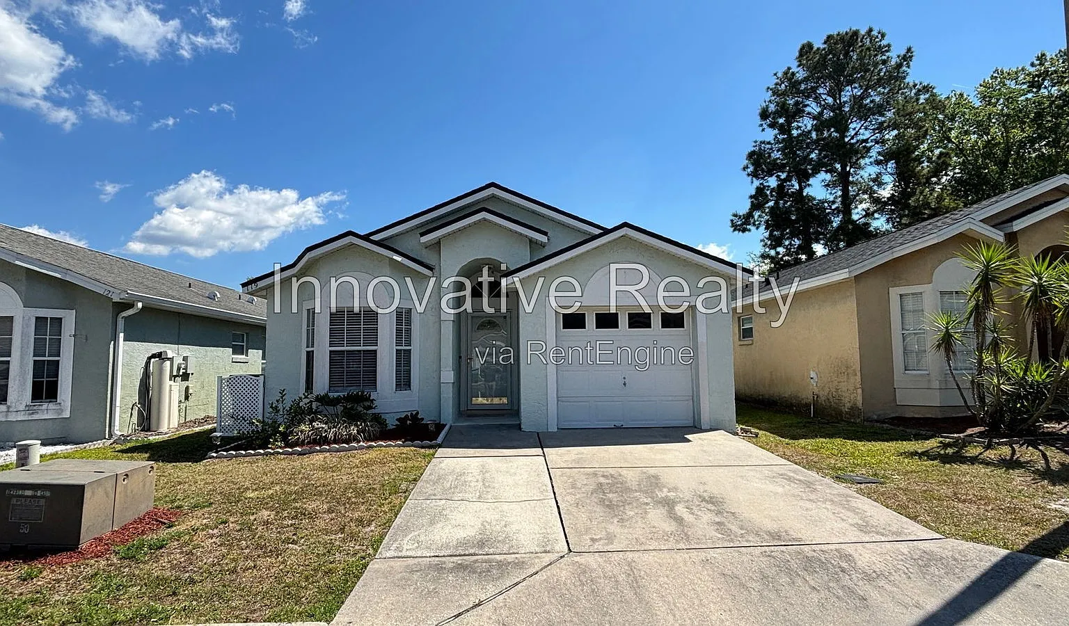 3 bed, 2.0 bath, 1161 sqft, $2,095 — Photo 1
