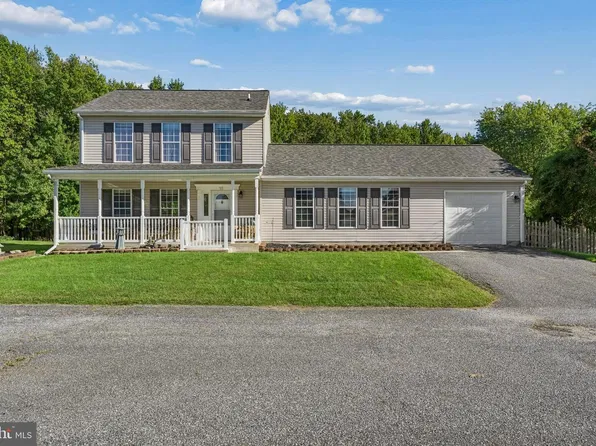 15 Maxa Ct, Baltimore, MD 21220