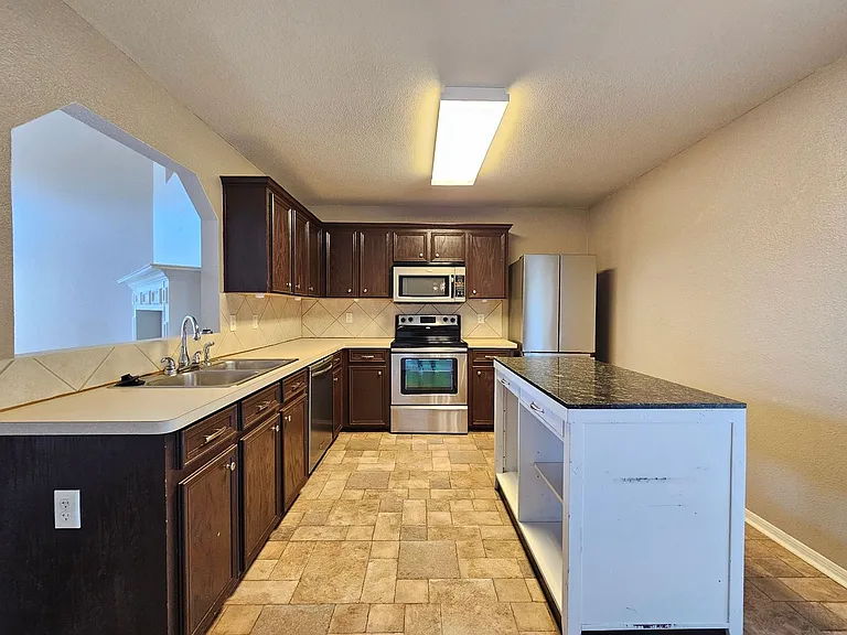4207 Indigo Dr — Photo 8