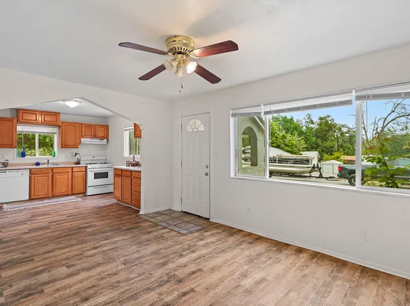 1520 Nell Orr St, Shasta Lake, CA 96019