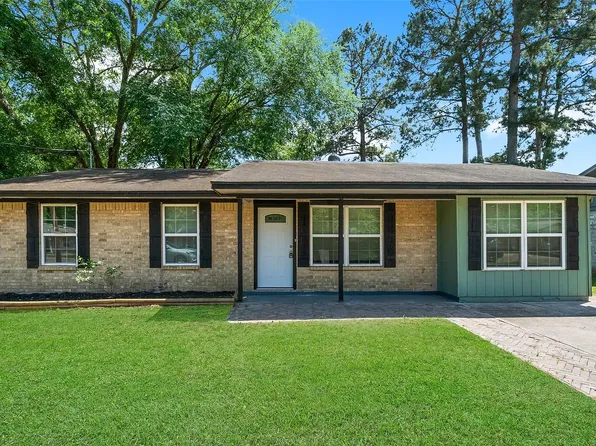 204 N Shirley Ln, Willis, TX 77378