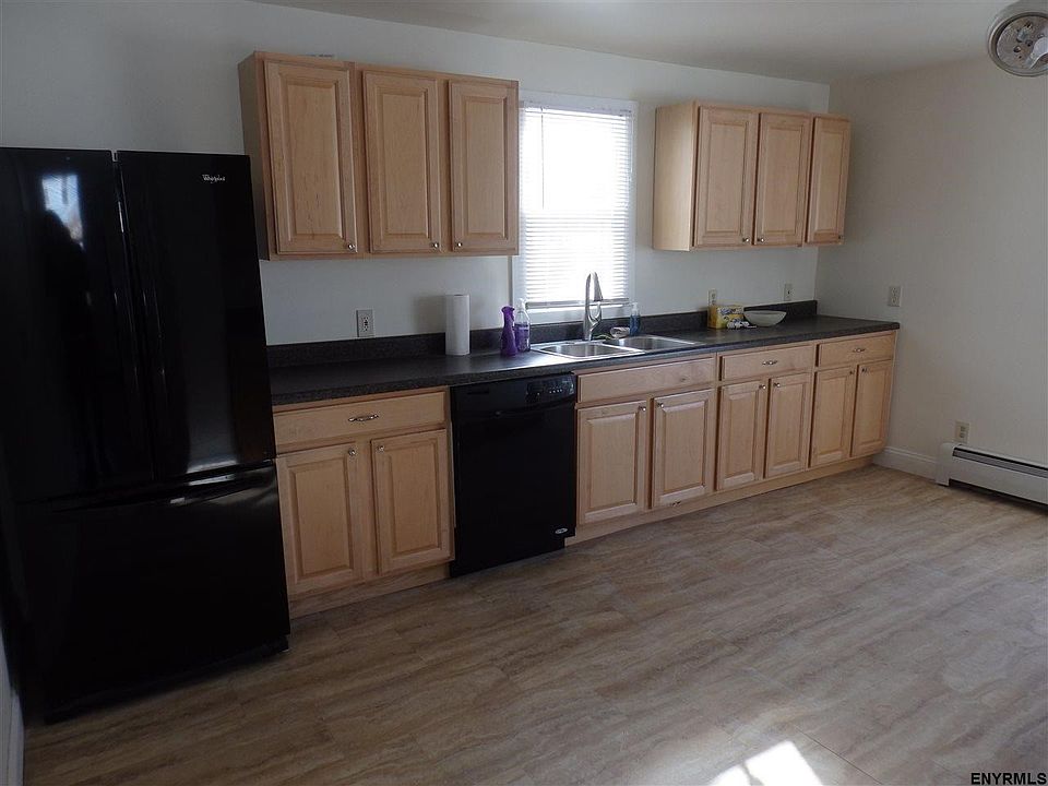 385 Milton Ave, Ballston Spa, NY 12020 Zillow