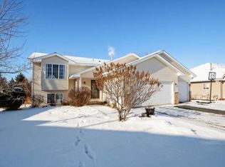 12422 Swallow Cir NW, Coon Rapids, MN 55448