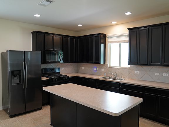 3rd image of 12323 Skyview Amber Ct