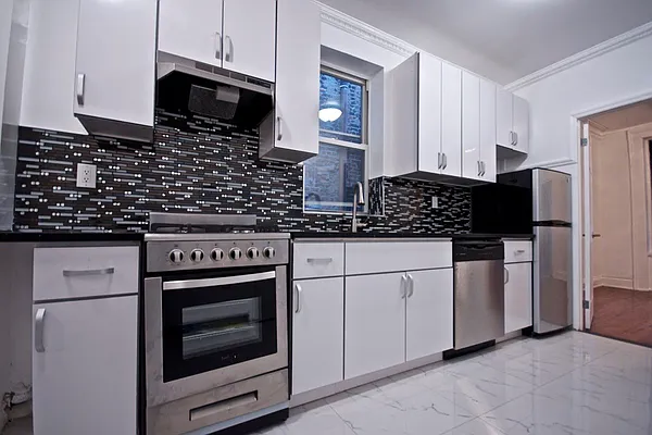 Rented by Nest Seekers International | media 22