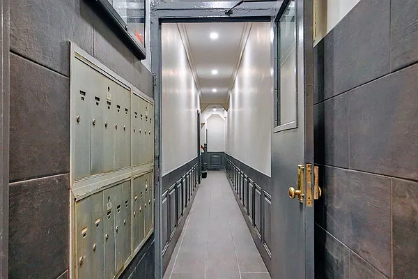 Rented by Corcoran | media 22