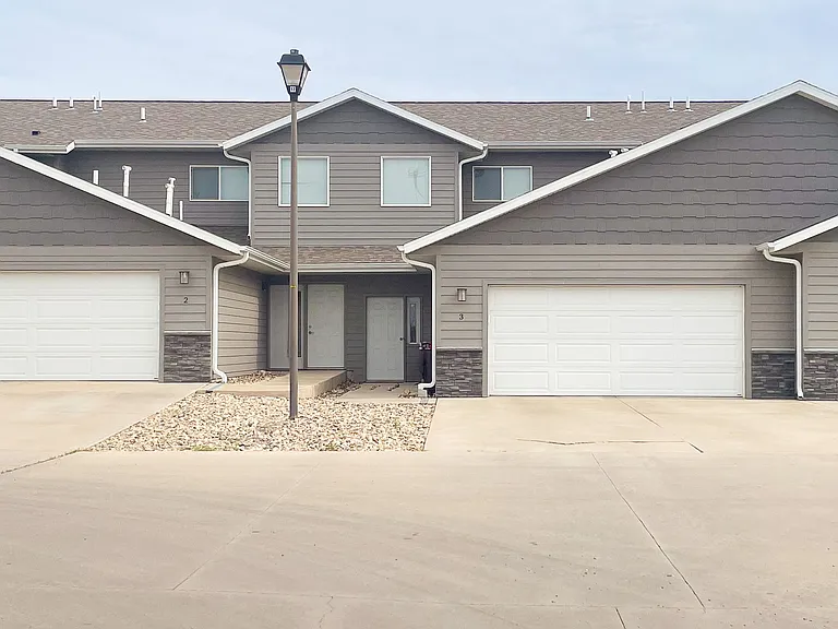 110 Tanner Ct — Photo 31