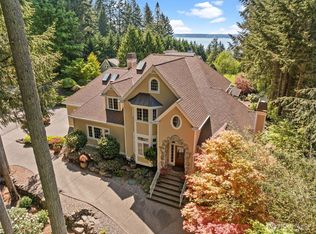 555 Hyak Dr, Fox Island, WA 98333