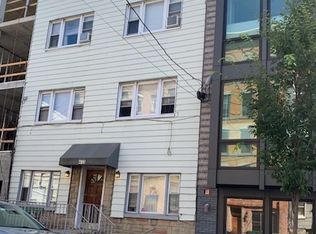 413 Monroe St, Hoboken, NJ 07030