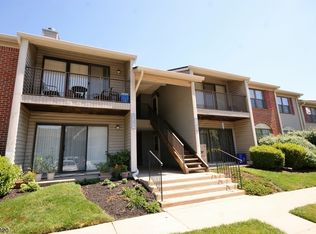 23 Taylor Dr, Franklin Park, NJ 08823