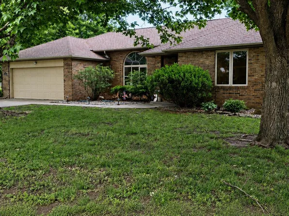 6863 W Cactus Street, Springfield, MO 65803