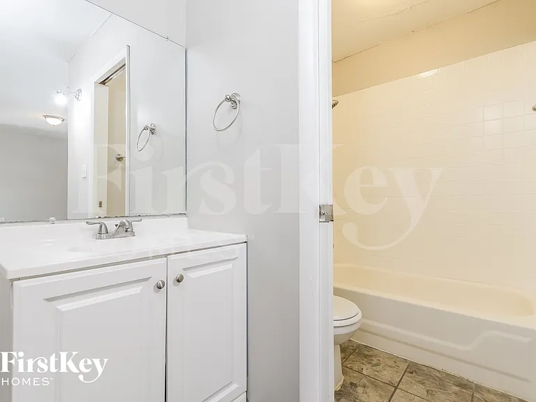 7706 Aviano Ave — Photo 11