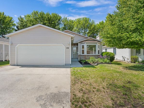 1260 Raymer Ave Unit 308, Kelowna, BC V1W 3S4