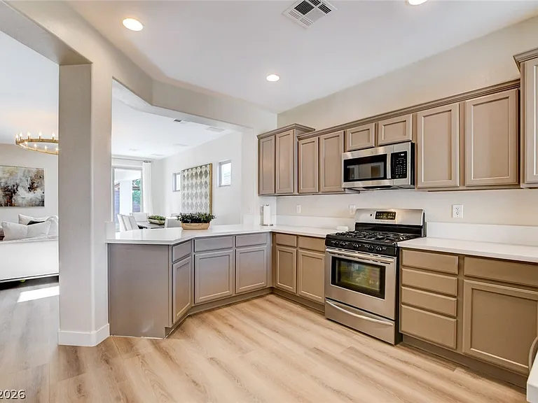 2649 Rue Marquette Ave — Photo 21
