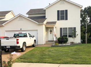 561 Donna Marie Dr #2020B, Wentzville, MO