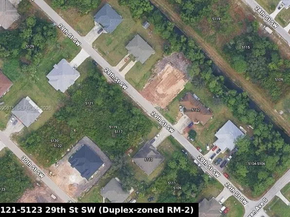 5121 29th St SW, Lehigh Acres, FL 33973