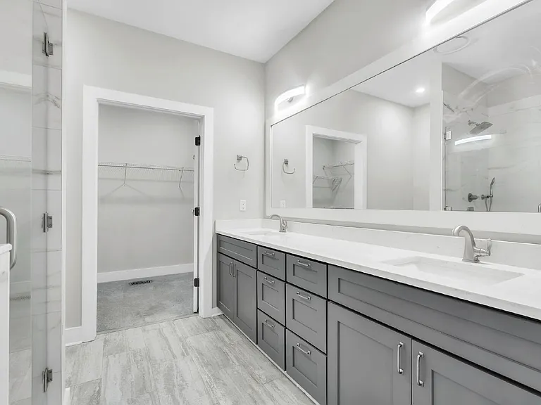 410 Gower St — Photo 11