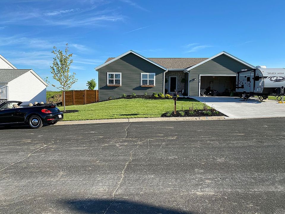 1st image of 909 Casey Dr