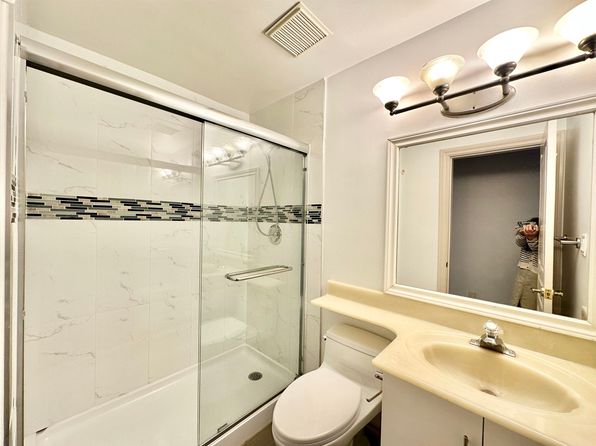 6 bedroom rental in Vancouver — photo 29