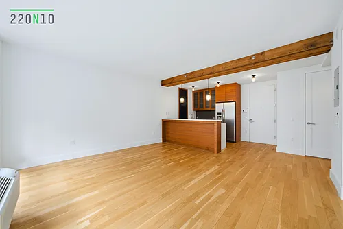 220 N 10th St #2J Photo 1