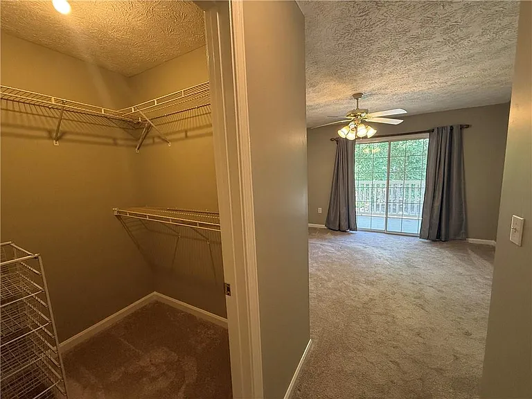 1001 Holly Dr #207 — Photo 11