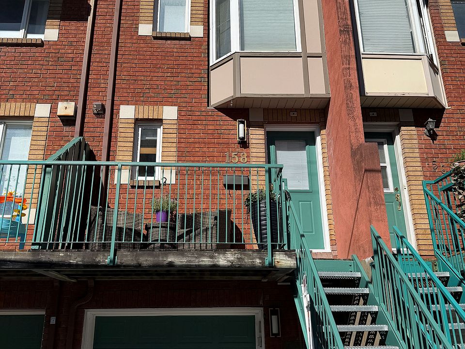 1st image of 158 Forward Ave