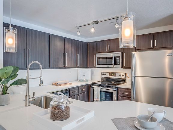2nd image of 3009 NW Overlook Dr #04-412