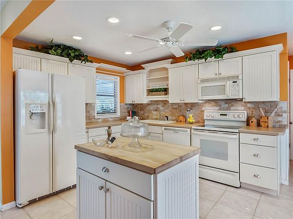 5th image of 442 Cardinal Oaks Ct