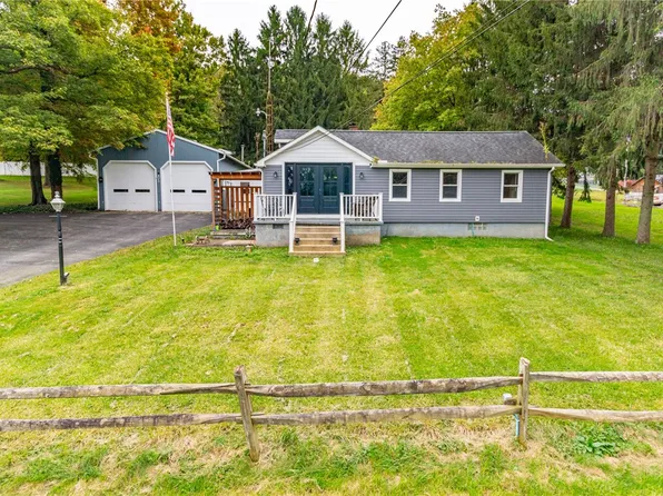 1686 Harbor Edinburg Rd, Edinburg, PA 16116