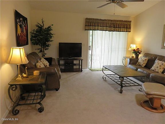 3rd image of 851 Henderson Ln