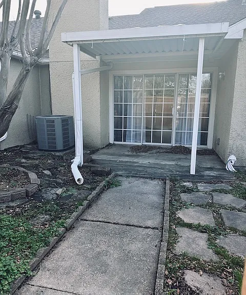 2504 Brook Hollow Ct — Photo 5
