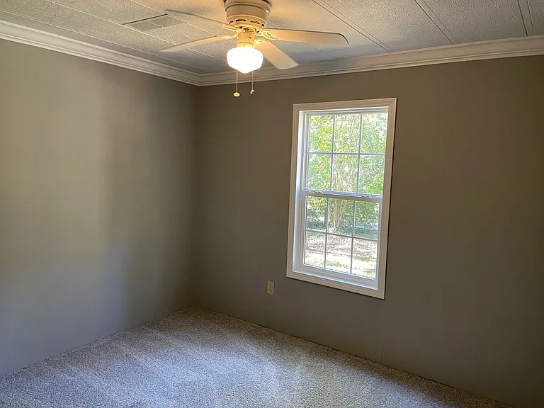 200 Hillcrest Rd — Photo 12
