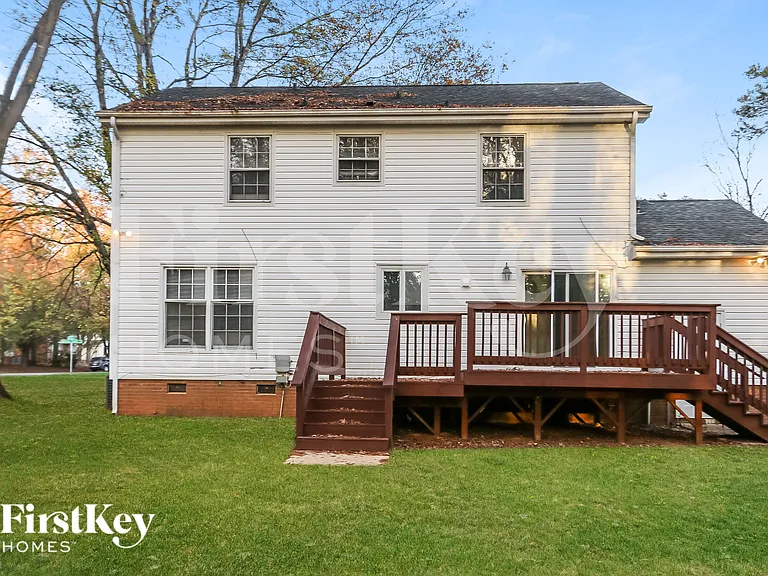 8300 Nathanael Greene Ln — Photo 18