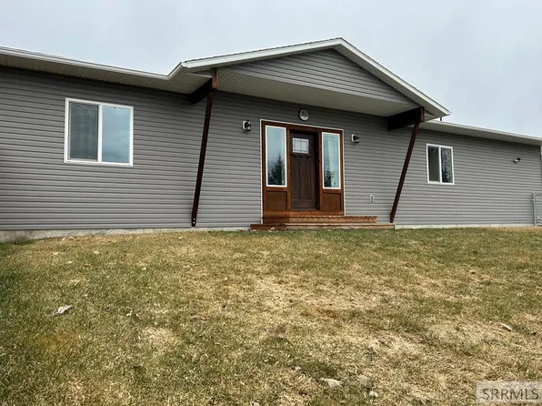 1104 Taft Ave, Salmon, ID 83467