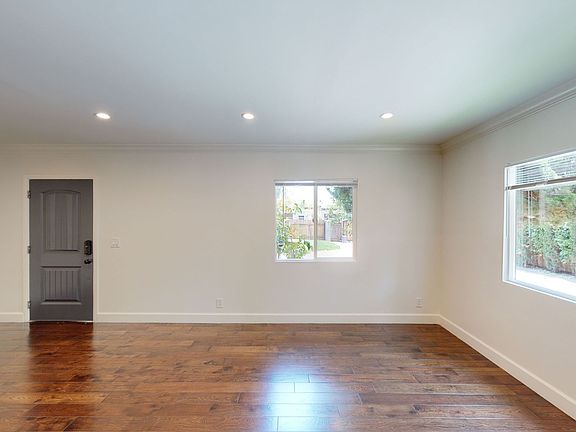 5th image of 2233 Casitas Ave #A